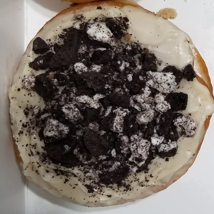 photo of Beechwood Doughnuts Oreo Doughnut shared by @sarahkehoe on  21 Jun 2021 - review