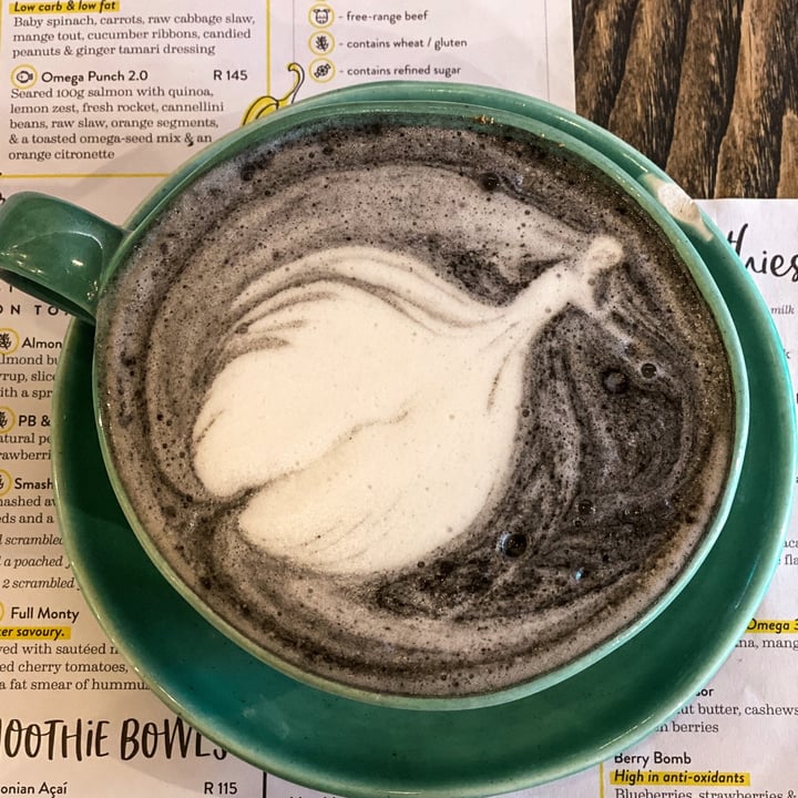 photo of Lexi's Healthy Eatery Lunar eclipse latte - Strawbery, Activated Charcoal, Mesquire And Vanilla with CBD Oil shared by @erinjaimeheart on  28 Nov 2020 - review
