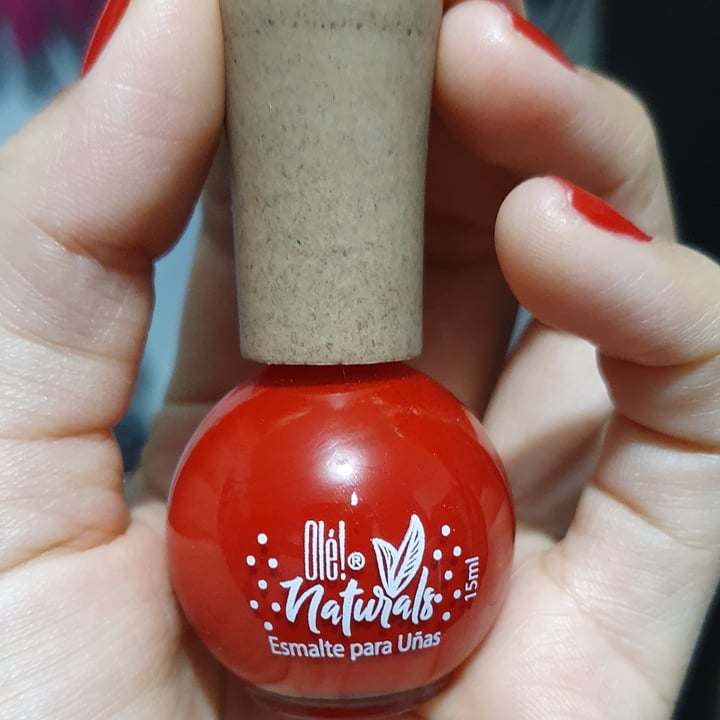 photo of Olé! Cosmetics Esmalte color Rojo shared by @monikichi on  29 Oct 2021 - review