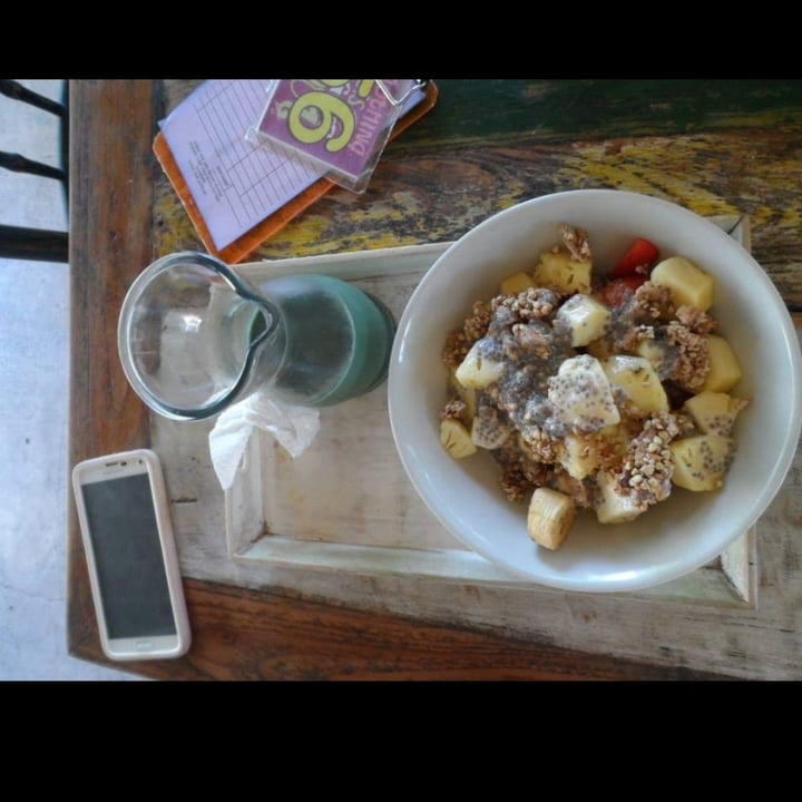 photo of Alchemy Breakfast Bowl shared by @veganjessie on  28 Apr 2020 - review