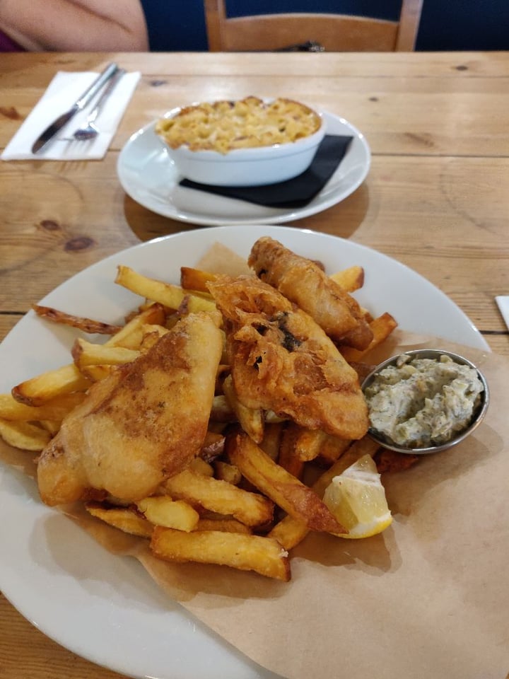 photo of Mono Tofish and chips shared by @pointsofellie on  08 Sep 2019 - review