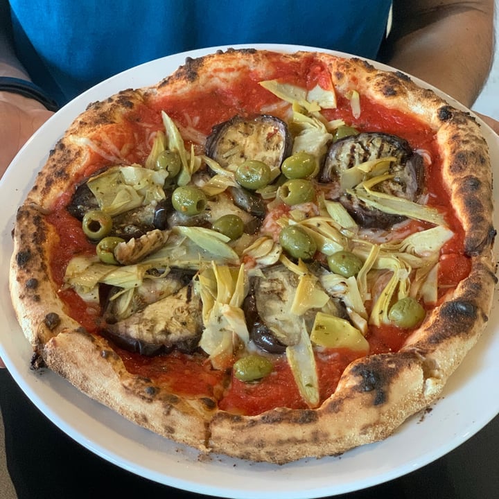 photo of ZAZZ Pizza Veganized Custom-built Pizza shared by @madvegbabe on  16 Feb 2021 - review