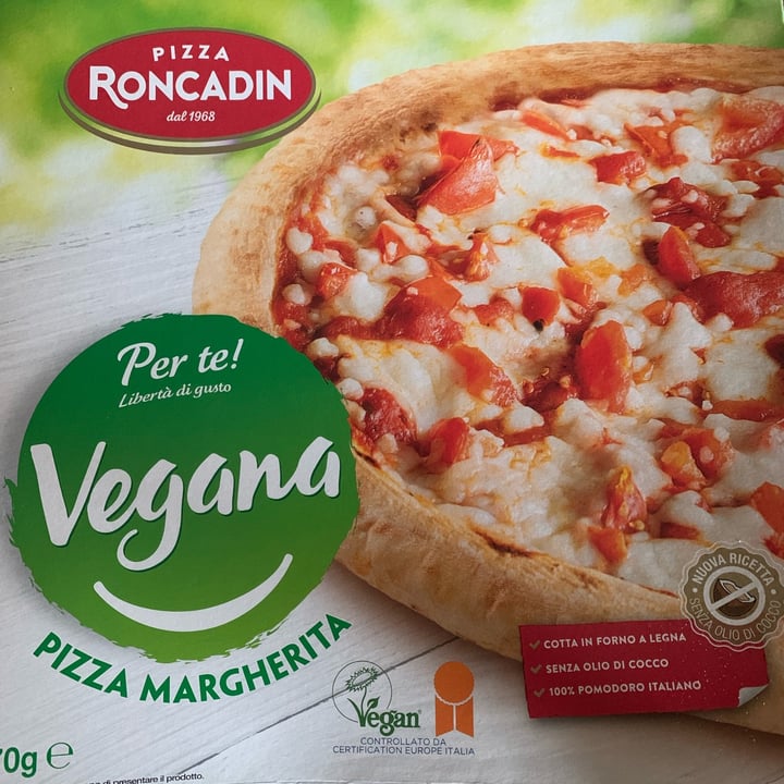photo of Pizza roncadin Pizza vegana shared by @verdesalvia on  27 May 2022 - review