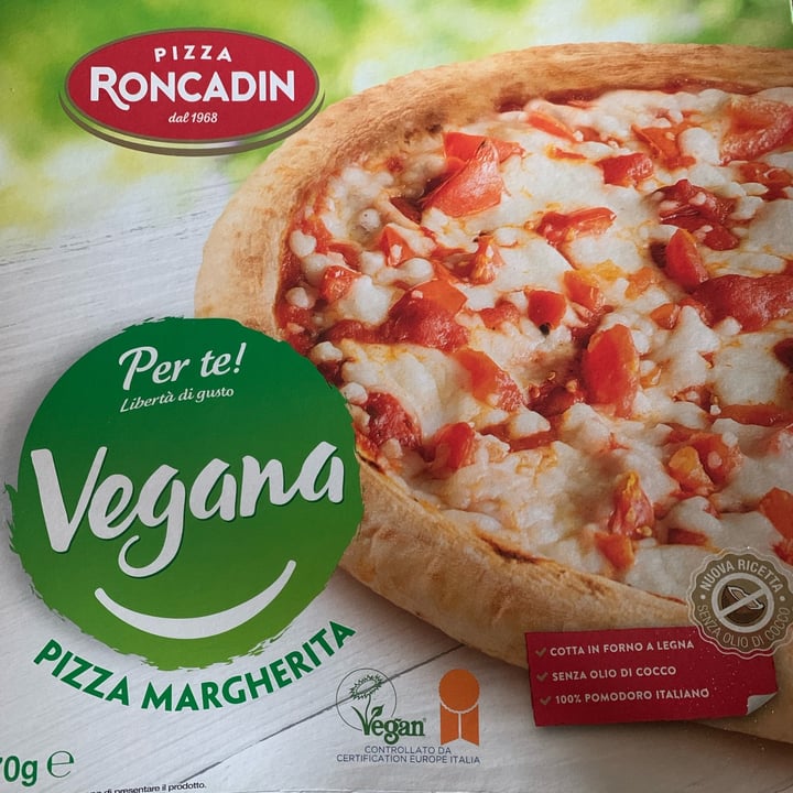 review photo of Pizza roncadin Pizza vegana shared by @verdesalvia on 27 May 2022 - review