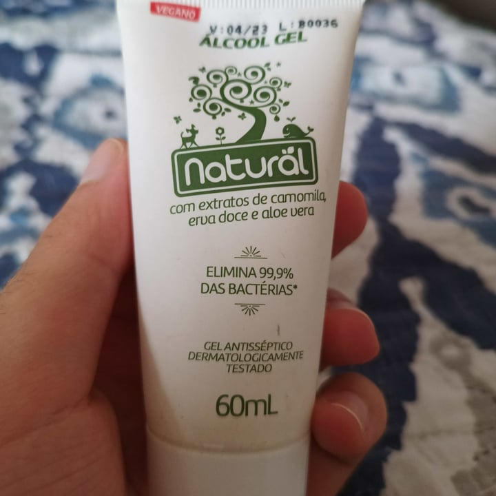 photo of Orgânico Natural Alcool em Gel Organico Natural shared by @lucasprimon on  11 May 2022 - review