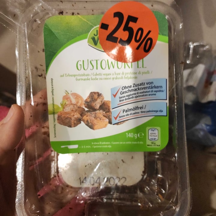 photo of Just Veg! (ALDI Italy) Cubetti Vegani shared by @eleda91 on  11 Apr 2022 - review