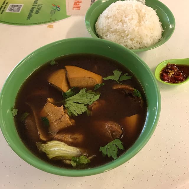 「Vegetarian Bak Kut Teh Rice」の料理の写真