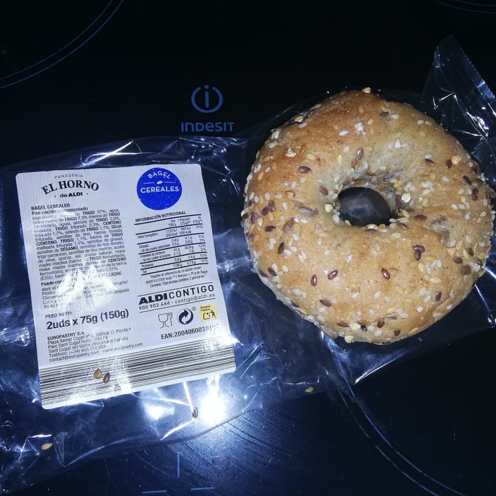 photo of El Horno de Aldi Bagels shared by @nereamp5 on  08 Aug 2021 - review