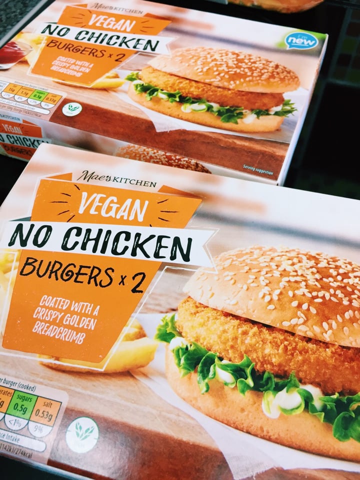 review photo of Mae’s Kitchen Vegan No Chicken Burgers shared by @jessxvx on 27 Feb 2020 - review