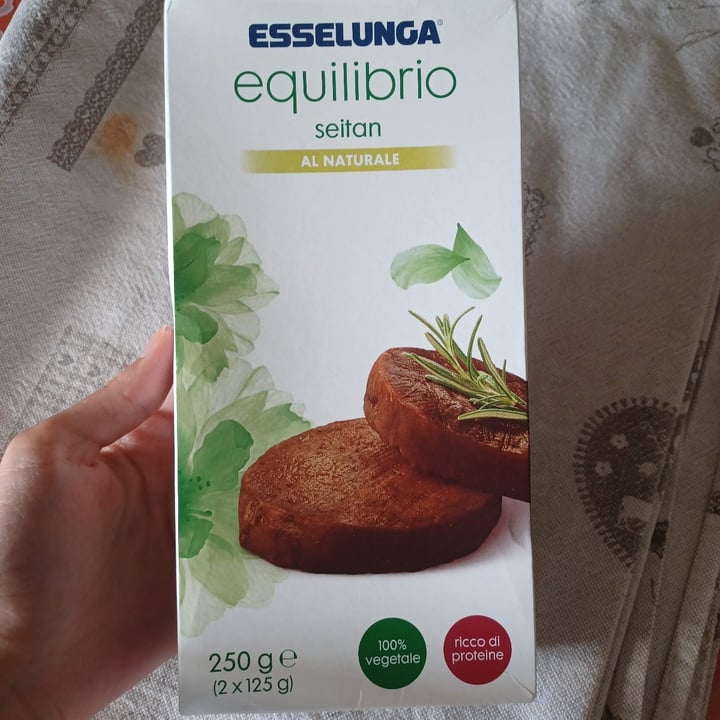 photo of Esselunga equilibrio seitan al naturale shared by @erika1998 on  13 Sep 2022 - review