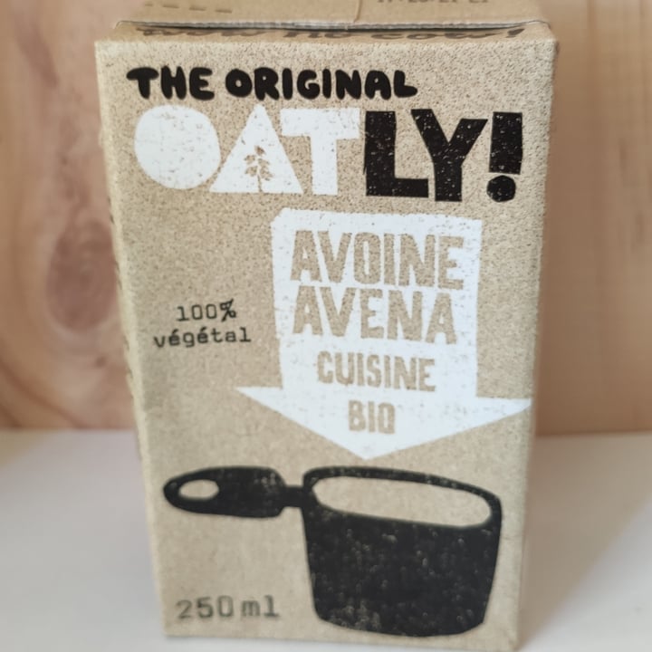 photo of Oatly Avoine Avena Cuisine Bio shared by @lamoki on  29 Sep 2020 - review