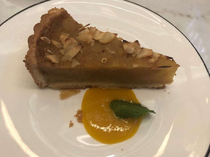 photo of PizzaExpress Vegan Apple Tart shared by @sparklyy on  14 Mar 2019 - review