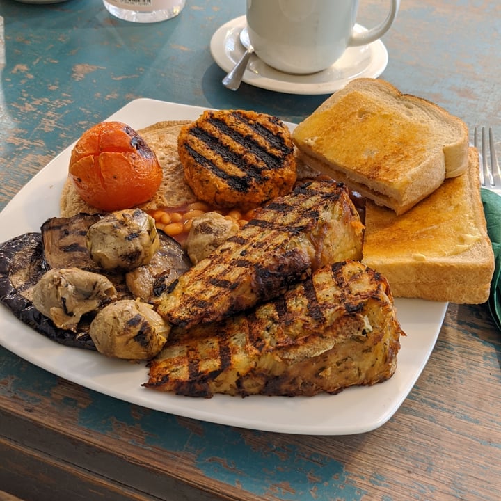 photo of The Cafe At Green Pavilion The Vegan shared by @junkfoodqueen on  30 Sep 2020 - review