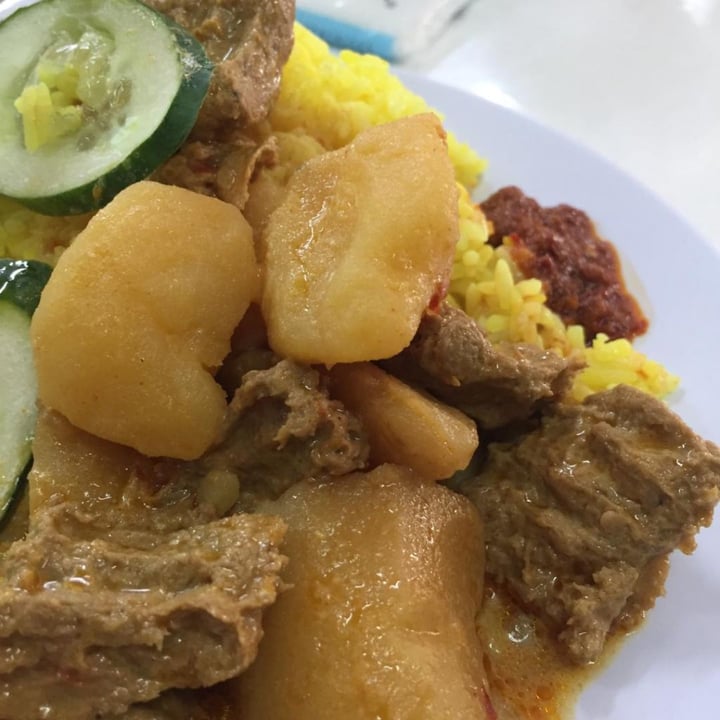 photo of SHI SONG VEGETARIAN STALL Curry Mutton Rice shared by @dazzlingweather on  27 Oct 2019 - review