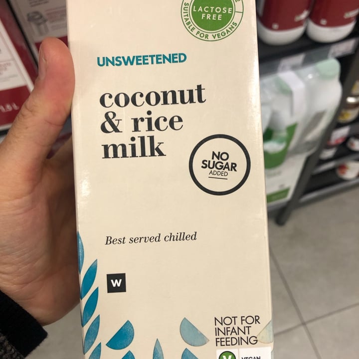 photo of Woolworths Food Coconut and rice milk shared by @leighclare29 on  11 Aug 2020 - review