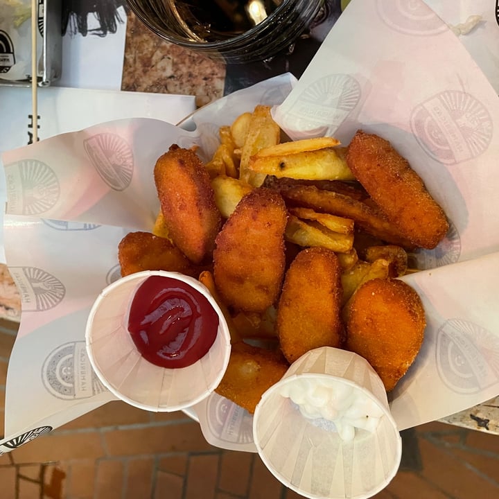 photo of Hamerica's Nuggets shared by @soficali on  25 Nov 2021 - review
