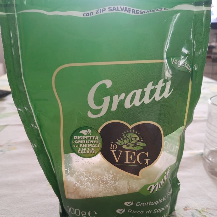 photo of ioVEG Formaggio grattugiato shared by @irisev2 on  07 Jun 2022 - review