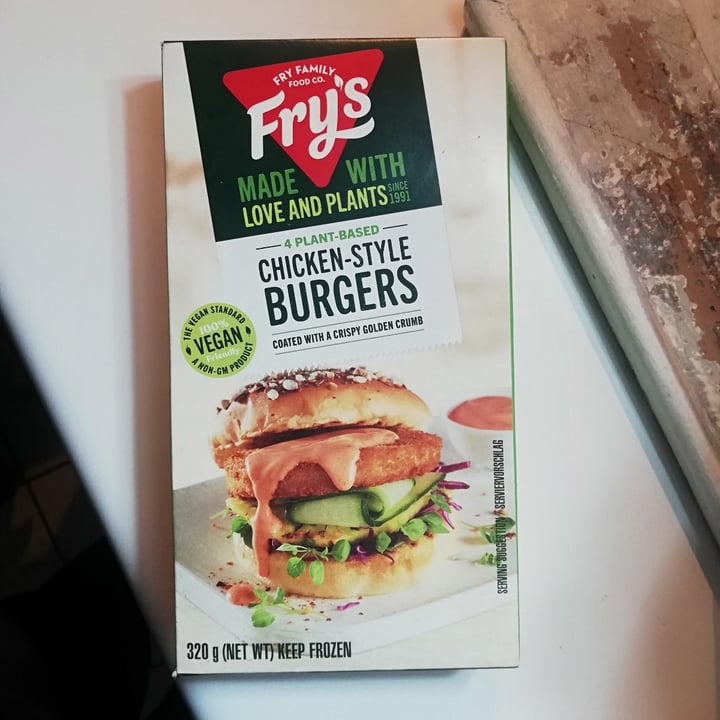 photo of Fry's Family Food Chicken-Style Burgers shared by @maxinenosworthy on  27 Sep 2021 - review