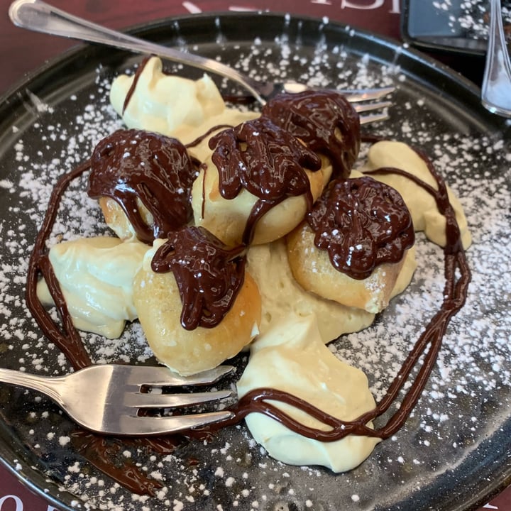 review photo of Rifugio Romano Profitterol shared by @saralauriola on 18 Aug 2022 - review