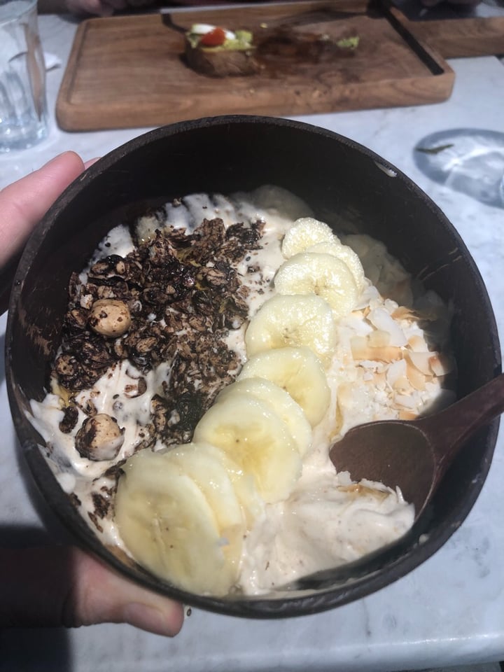 photo of The Social Space Tough Nut Smoothie Bowl shared by @ekbakkelund on  11 May 2019 - review