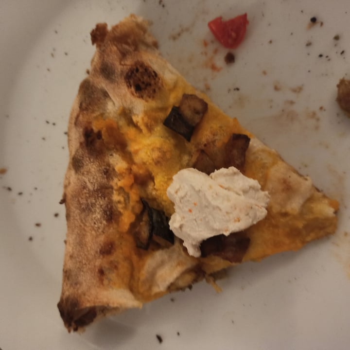 photo of Pizzeria "I Partenopei" Brescia Girasole shared by @annaboodmann on  08 Jun 2022 - review