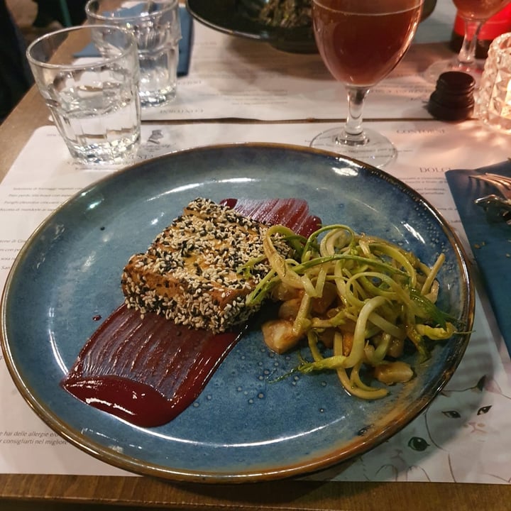 review photo of Romeow Cat Bistrot Tataki di tofu shared by @frnkmrs on 19 May 2022 - review
