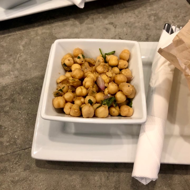 photo of The Vegetable Hunter- Vegan/ Vegetarian Cafe & Boutique Brewery Chickpea Salad shared by @alexanicole on  18 May 2021 - review
