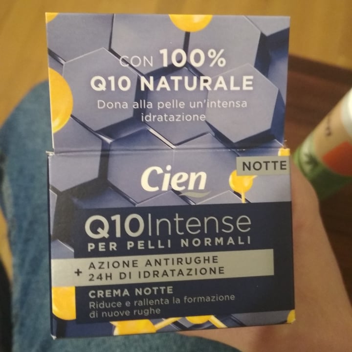 photo of Cien Crema Q10 notte shared by @chiaramarena on  31 May 2022 - review
