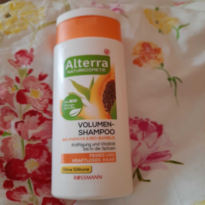 review photo of Alterra Papaya volumizing shampoo shared by @sandravi on 10 May 2020 - review