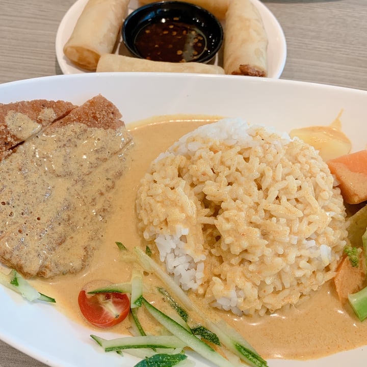 photo of Truly Vegetarian 非素不可 Chickenless Cutlet Curry Rice shared by @twigsfeed on  27 Mar 2021 - review