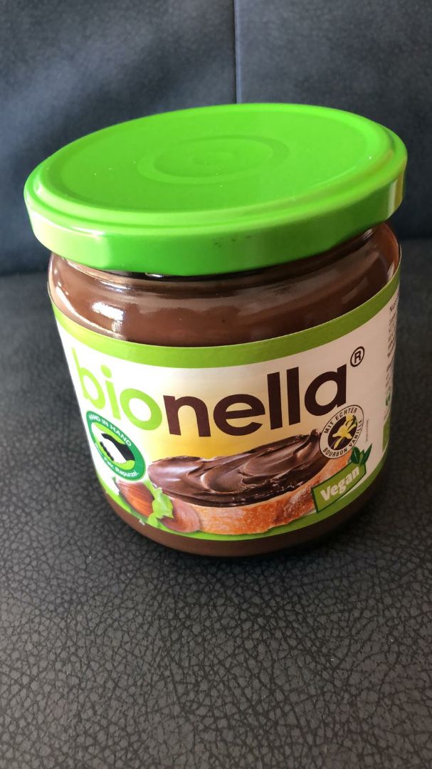 photo of Bionella Bionella Chocolate Spread Nuss-Nougat-Creme shared by @felice on  12 Apr 2020 - review