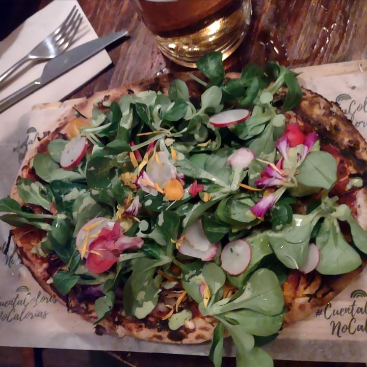photo of SUPERCHULO MADRID Rainbow pizza shared by @annanever on  31 May 2022 - review
