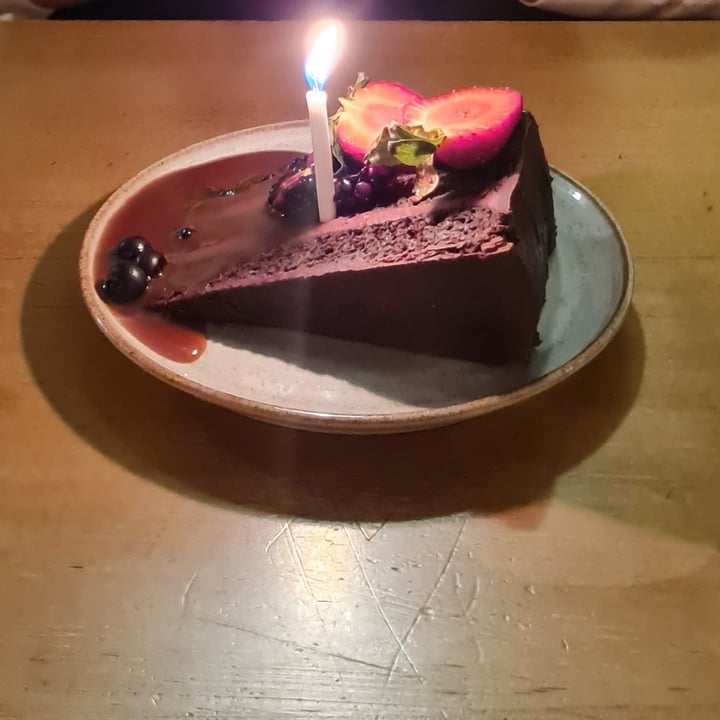 review photo of Green Kitchen BR Bolo de chocolate shared by @stefontoura on 25 Apr 2022 - review