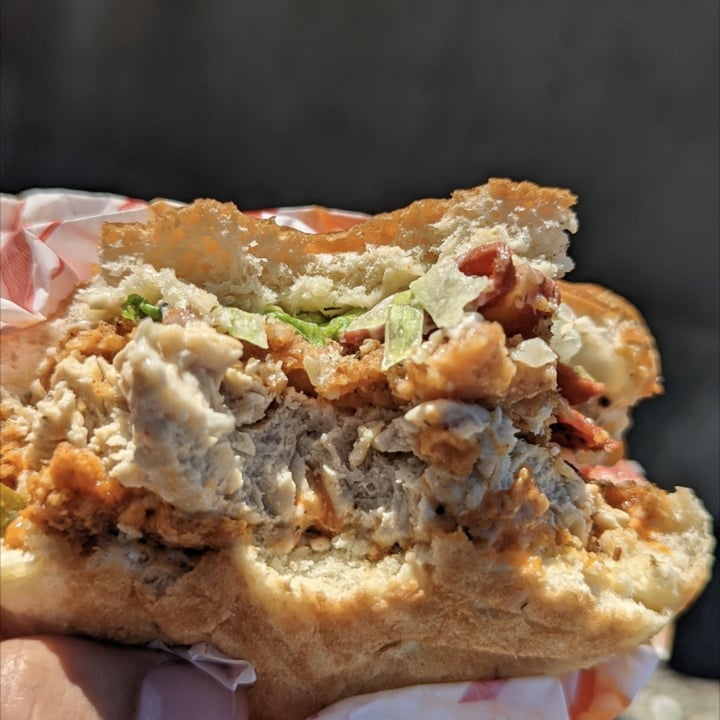 review photo of Veg Out Plant Based Burgers & Shakes BBQ Wings shared by @karamelabd on 09 Sep 2022 - review