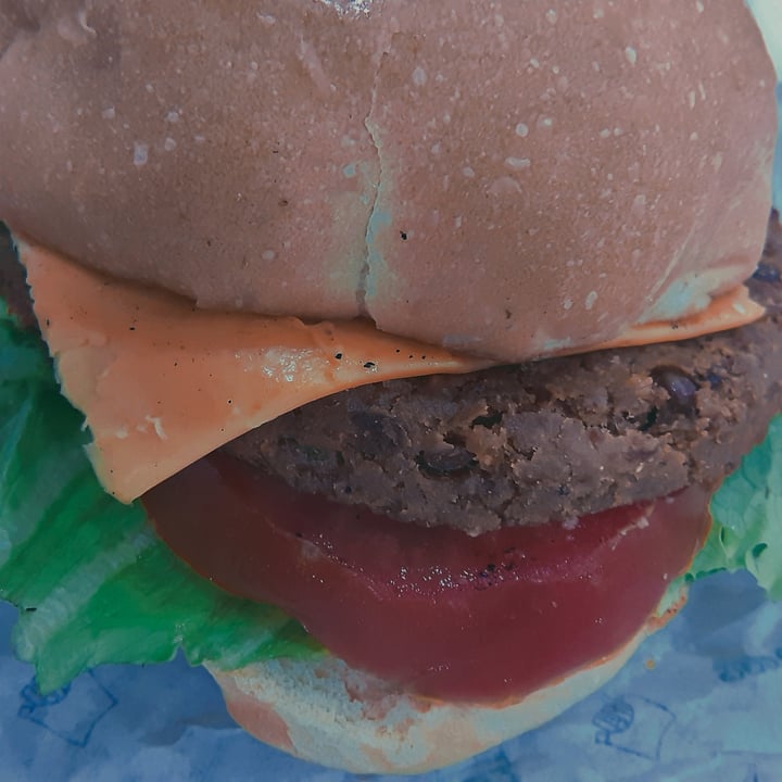 photo of On Bun Plant Based Burgers Classic burger shared by @januaryblues on  05 Oct 2022 - review