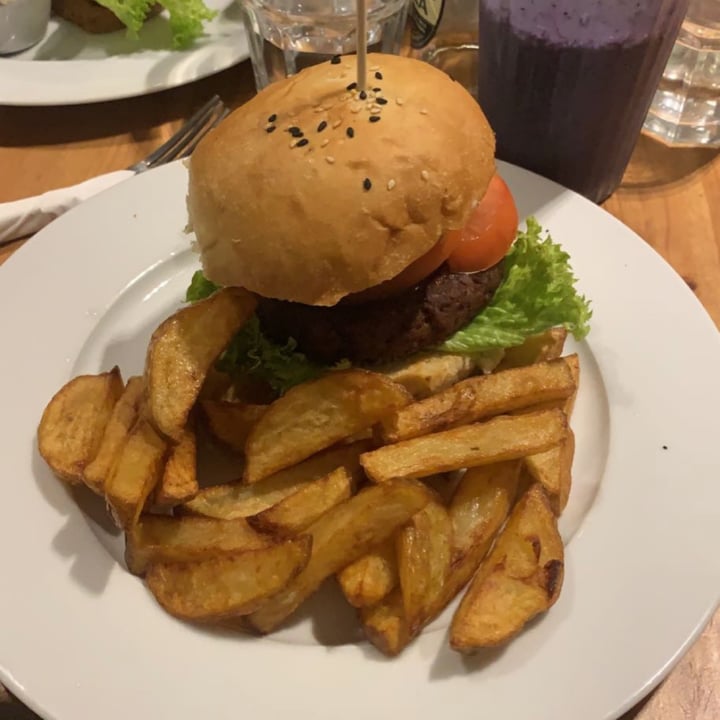 photo of Holy Cow Quarter Pounder shared by @fiona28 on  01 Jun 2022 - review