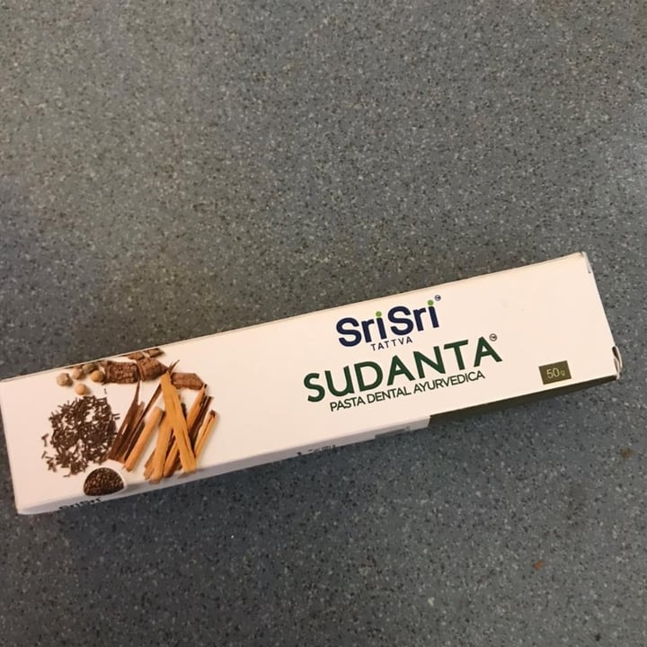 review photo of SriSri Tattva Pasta Dental Ayurvédica Sudanta shared by @fede71 on 04 Oct 2020 - review