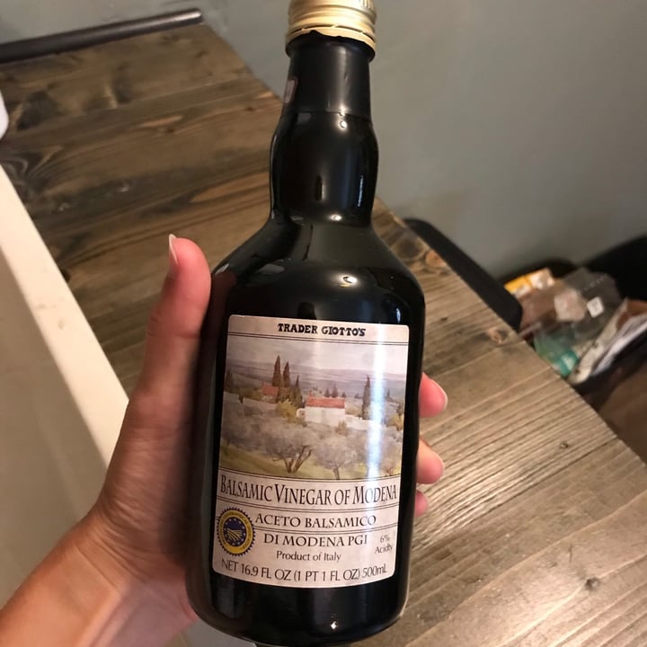 photo of Trader Joe's Balsamic Vinegar Of Modena shared by @curvycarbivore on  08 Sep 2020 - review