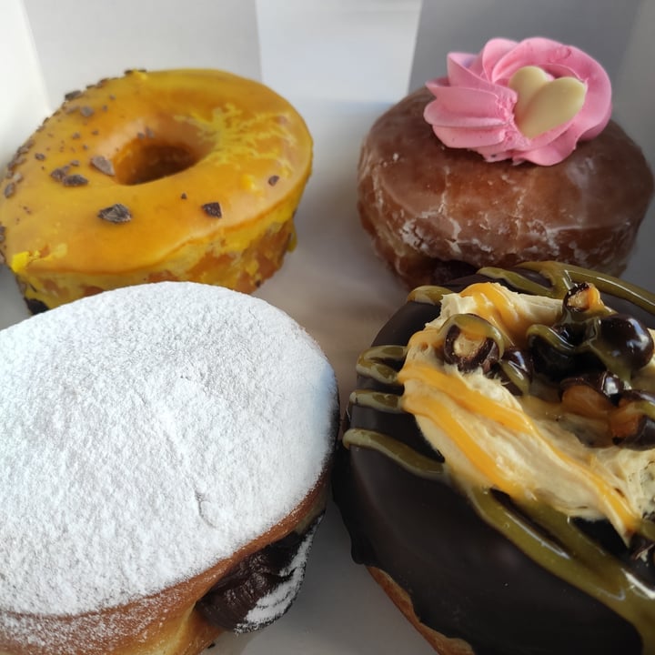photo of Bungnuts Surtido donuts shared by @bettt on  16 Aug 2022 - review