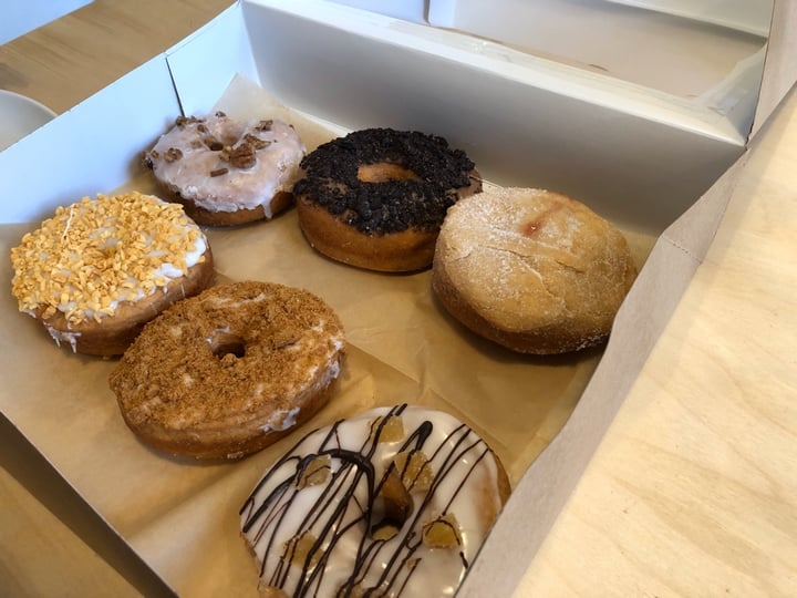 photo of Considerit Doughnuts shared by @dawnsie on  04 Apr 2020 - review