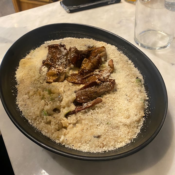 photo of LOV Mushroom Risotto shared by @th-vegan on  15 Aug 2022 - review