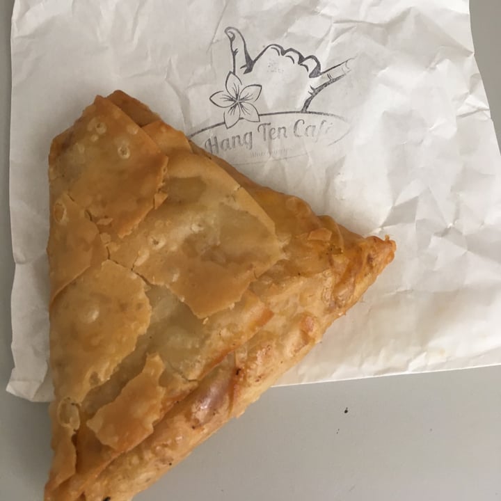 photo of Hang Ten Cafe Potato Samosa shared by @ctfloof on  28 Dec 2021 - review