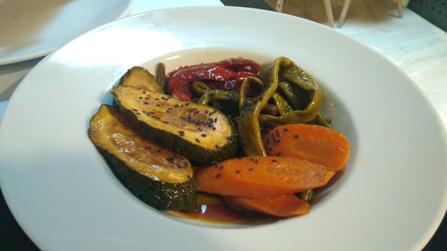 Foto del plato “Verduras al aliño japonés de Nanban”