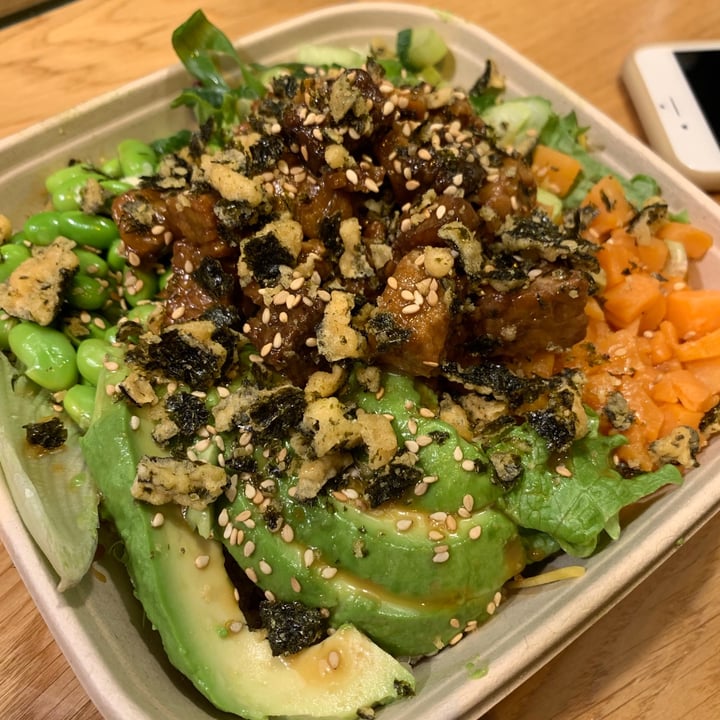 photo of Sushito Magna Plaza Poke bowl shared by @nourishingfoods on  12 May 2020 - review