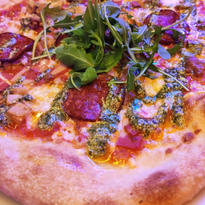 review photo of New Freedom Cakes Café Pizza Carnivega shared by @veganaynormal on 30 Nov 2021 - review