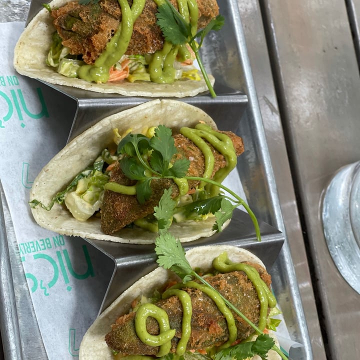 photo of Nic's On Beverly Avocado Tacos shared by @veganshugah on  27 Sep 2021 - review