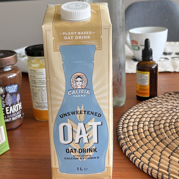 photo of Califia Farms Unsweetened Oat Drink shared by @maddalena90 on  15 Apr 2022 - review