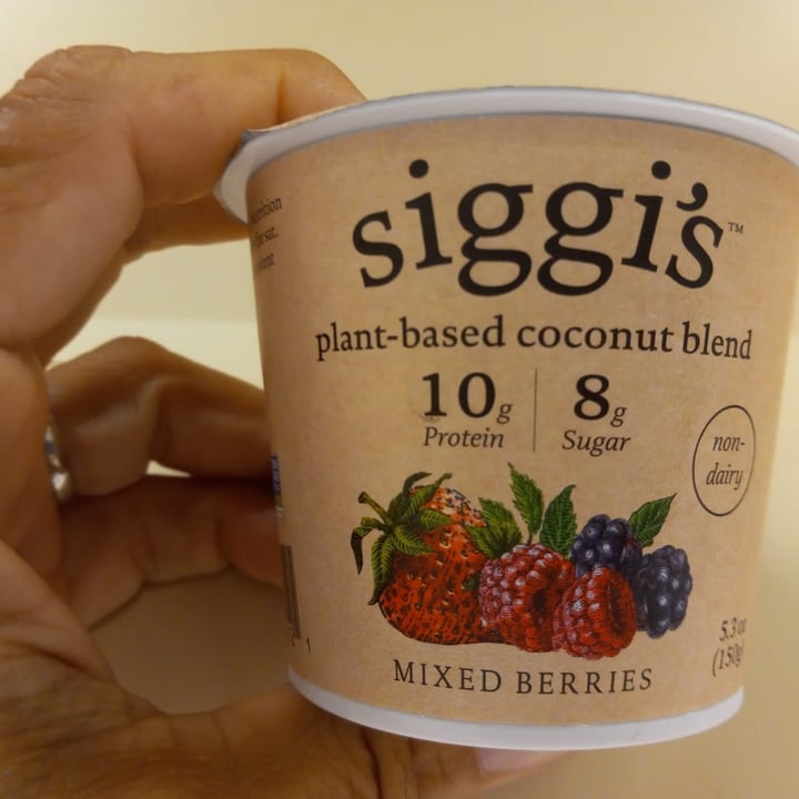 review photo of siggi’s Mixed berries shared by @momique on 10 Jul 2022 - review