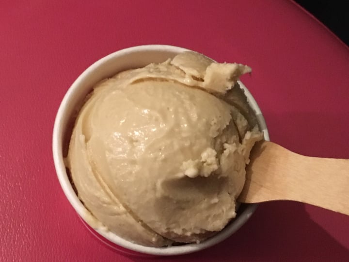 photo of Wing Ice Cream Parlor Kinako (soybean) and Tea & Cookies shared by @veganrun7 on  19 Jan 2020 - review