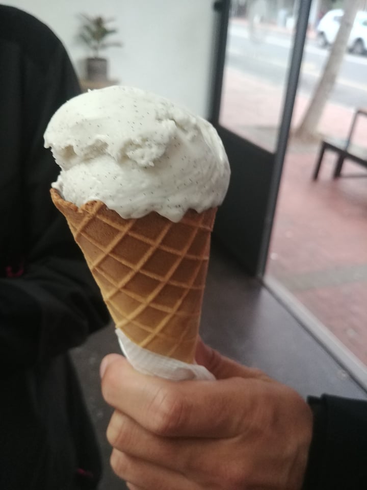photo of Unframed Ice Cream Vanilla (Vegan) shared by @gracec on  30 Aug 2019 - review